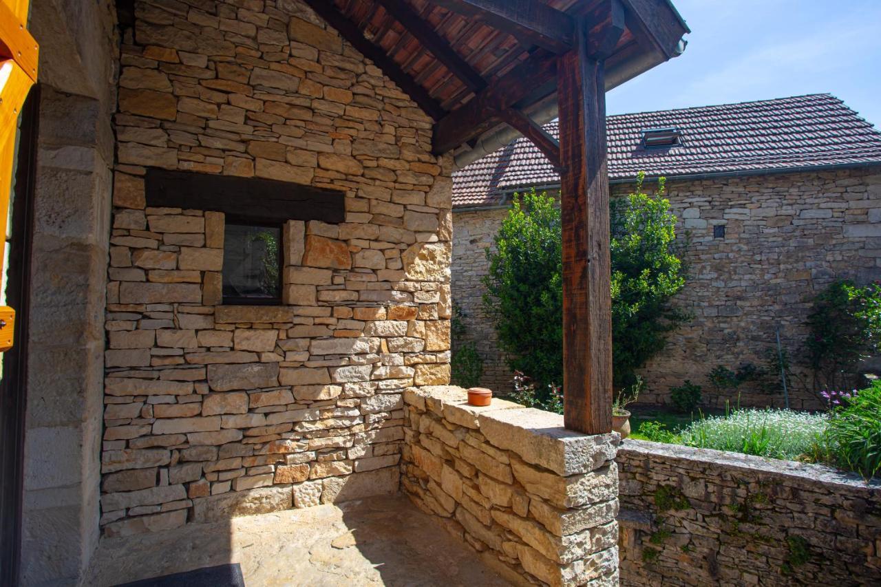 Maison En Pierres Au Coeur Du Village Medieval De Villeneuve المظهر الخارجي الصورة